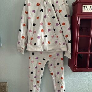 Cat & Jack Girls Cat Print Zip Up Hoodie and matching pants set